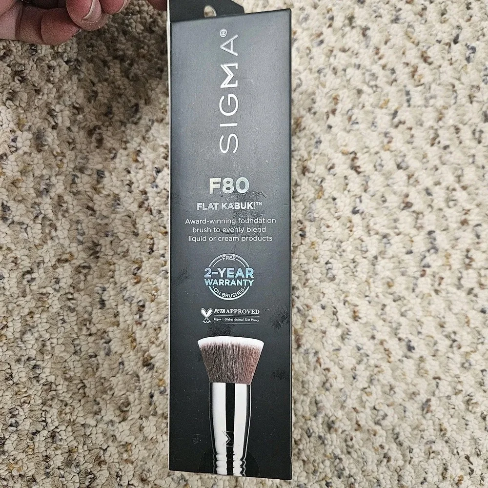 Sigma Beauty F80 Flat Kabuki Brush